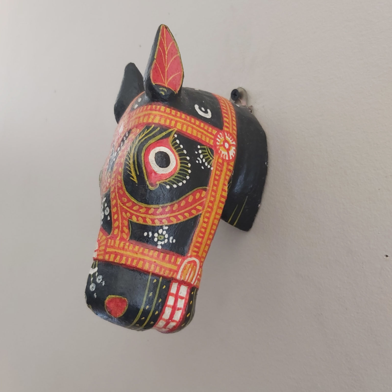 horse-black-wooden-wallpiece-n3-(3)