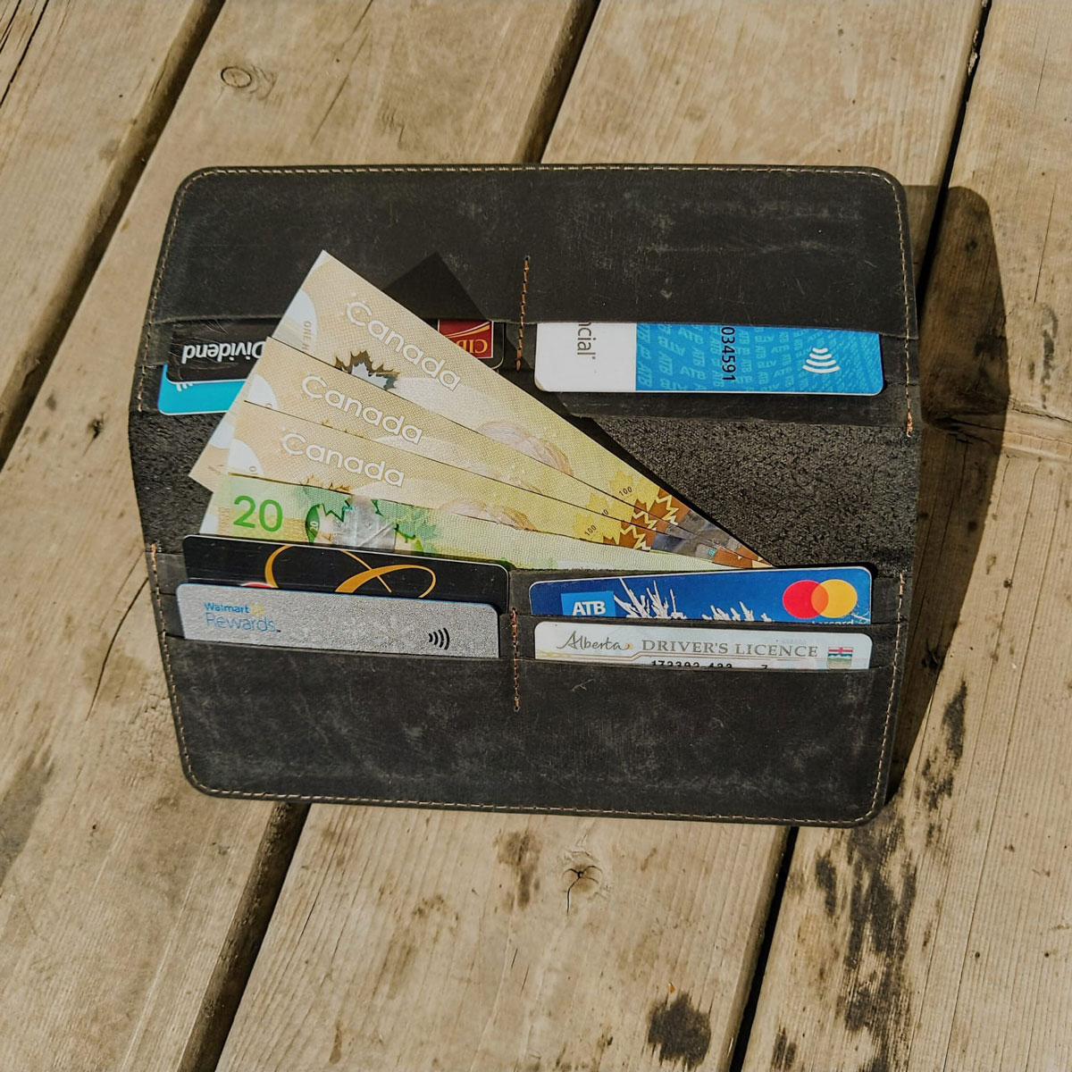 Hunter-leather-wallet-for-leady-Kani-W05-01