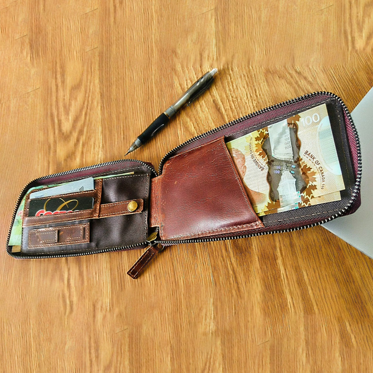 casual-leather-wallet-with-zip-kani-w04-02